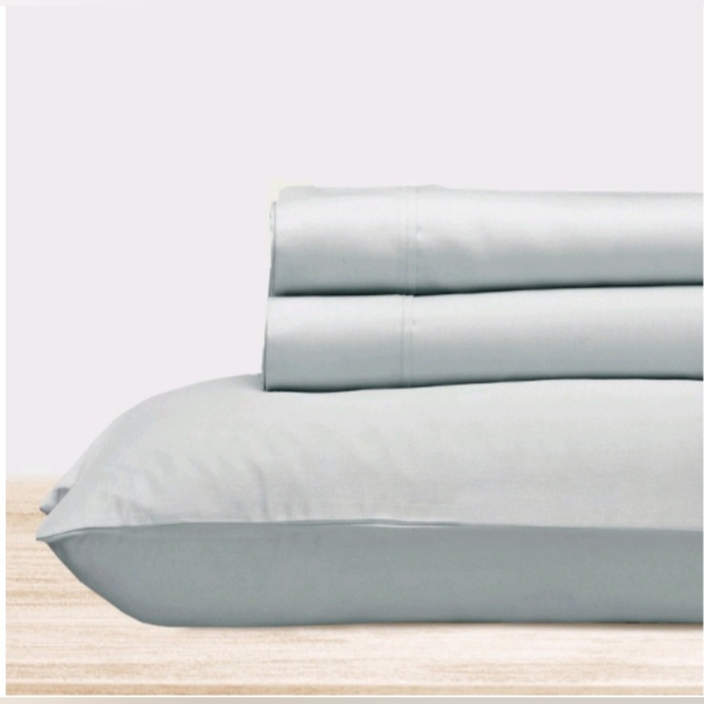 Califronia Design Light Gray Twin Size Sheet Set